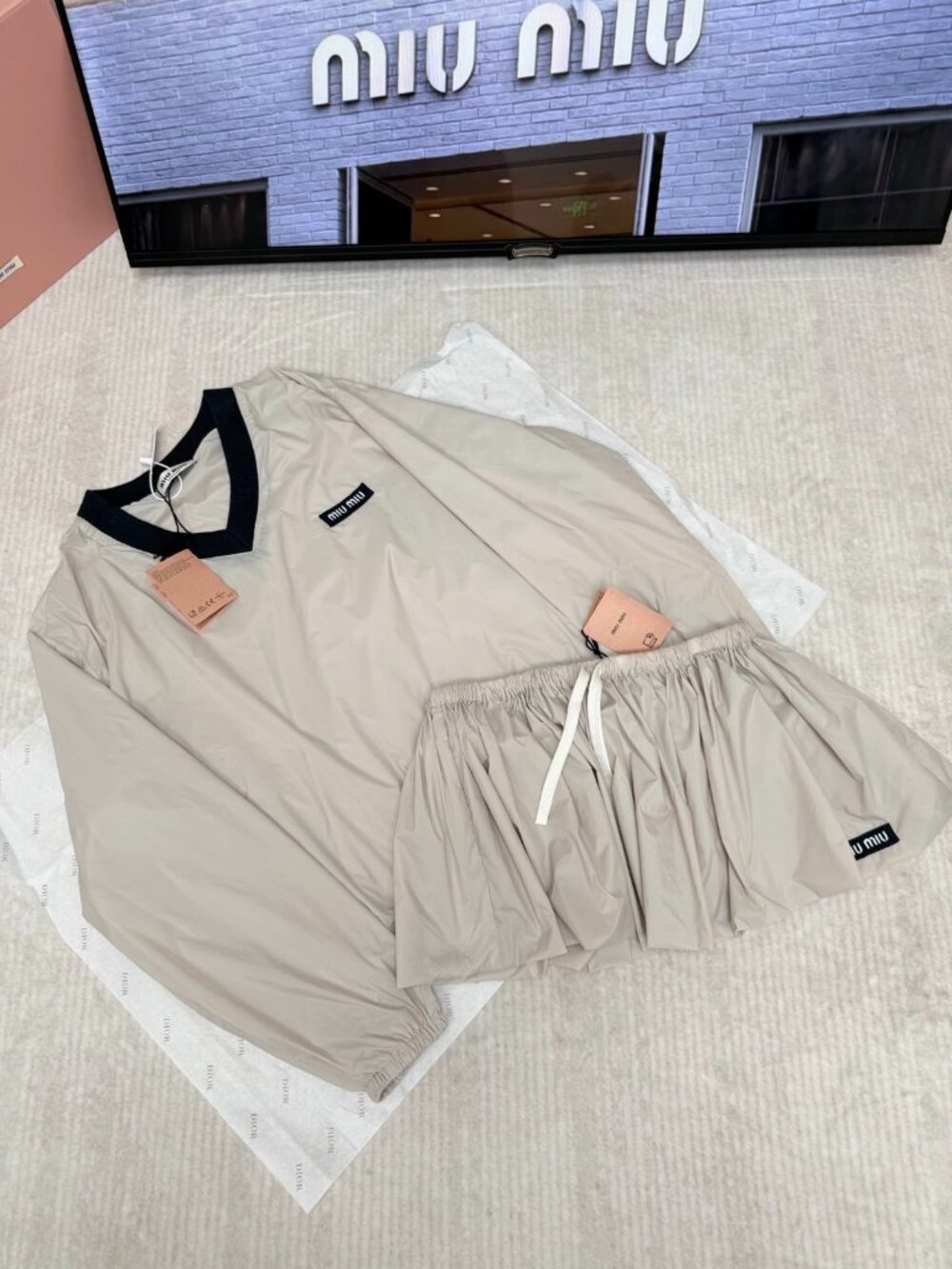 Miu Miu light beige V-neck two-piece set – Size M